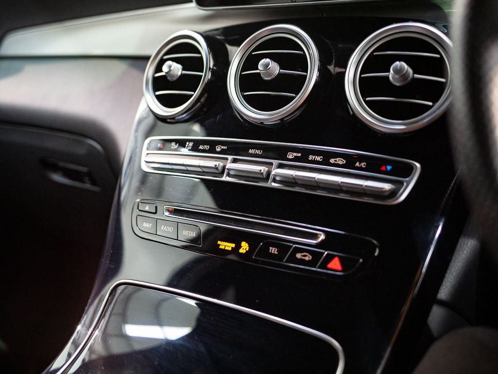 Used Mercedes-Benz GLC 2019 for sale - 76256649: Photo 28