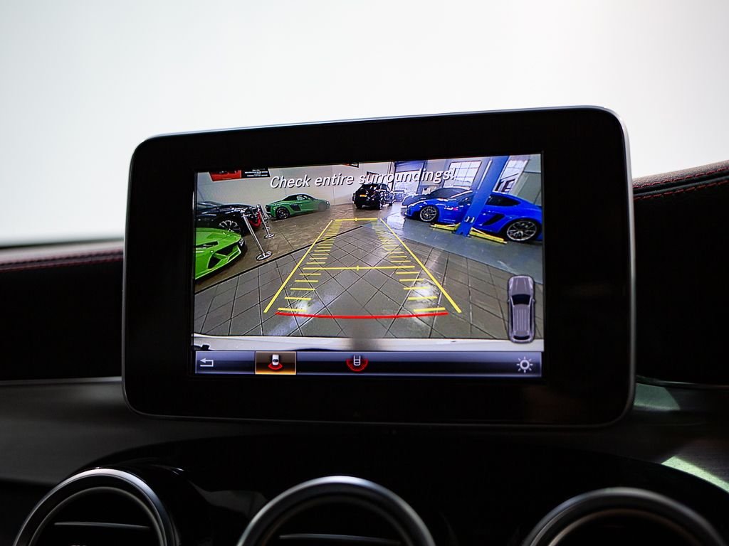 Used Mercedes-Benz GLC 2019 for sale - 76256649: Photo 3