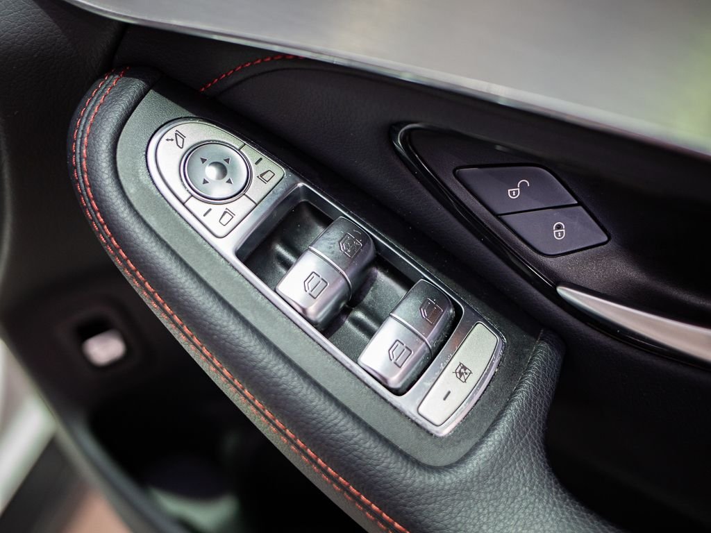 Used Mercedes-Benz GLC 2019 for sale - 76256649: Photo 34