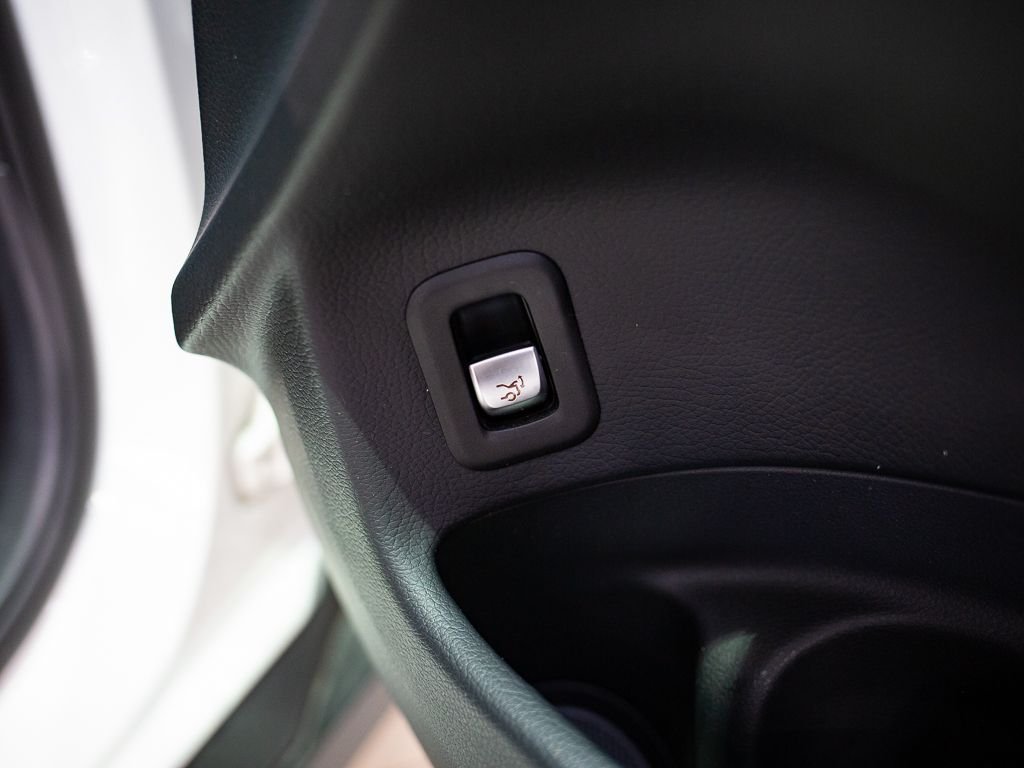 Used Mercedes-Benz GLC 2019 for sale - 76256649: Photo 35