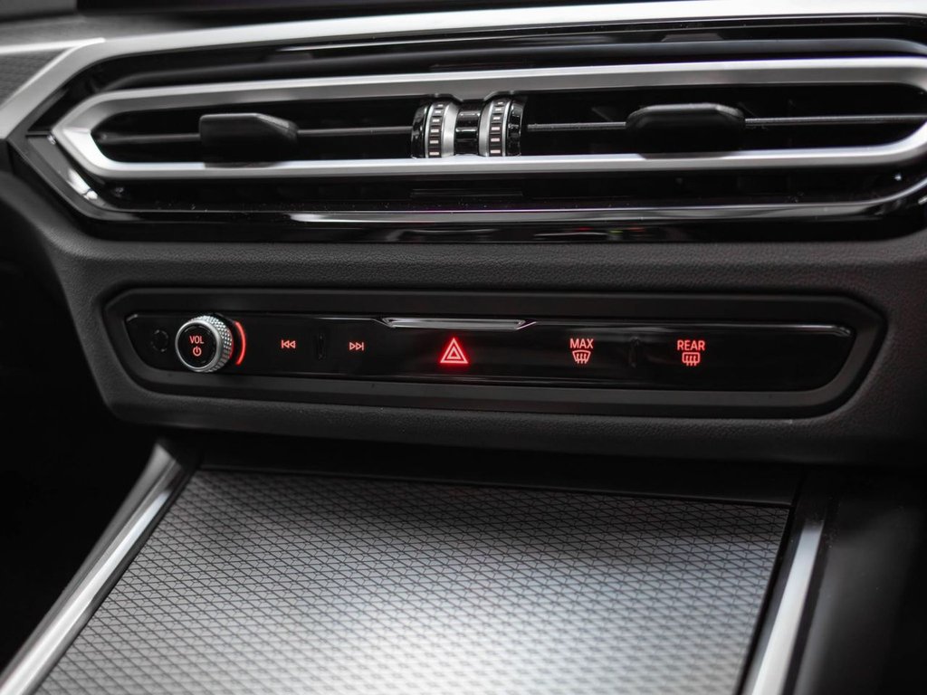 Used BMW 3 Series 2023 for sale - 77919536: Photo 32