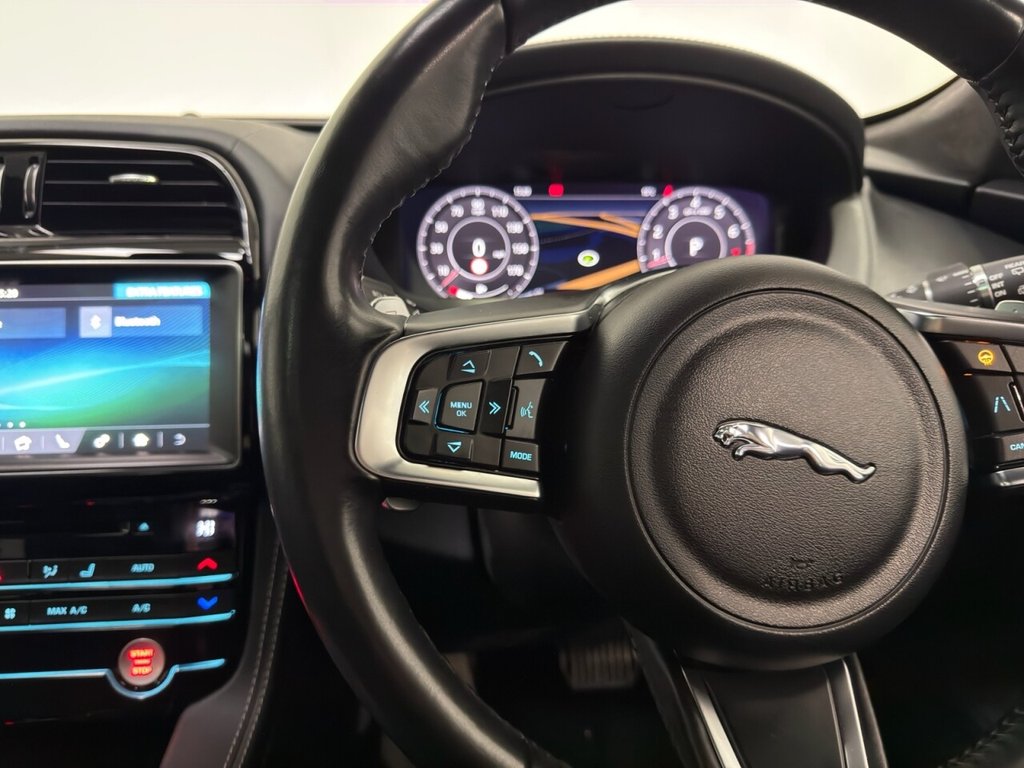 Used Jaguar F-Pace 2020 for sale - 77313406: Photo 27