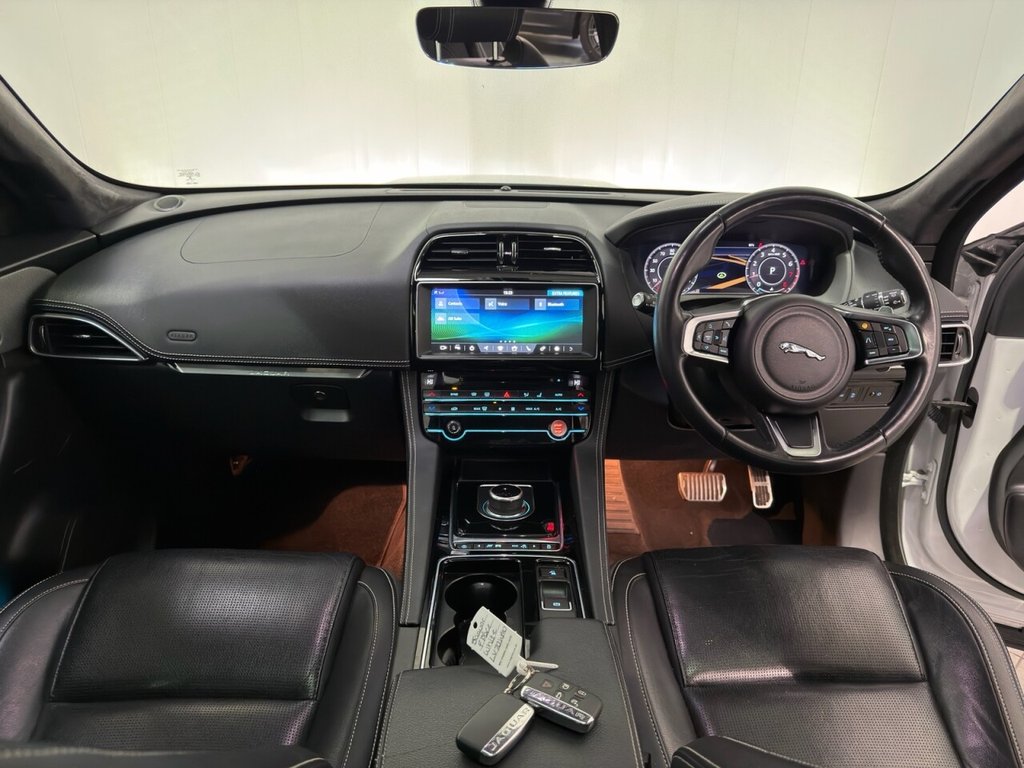 Used Jaguar F-Pace 2020 for sale - 77313406: Photo 3