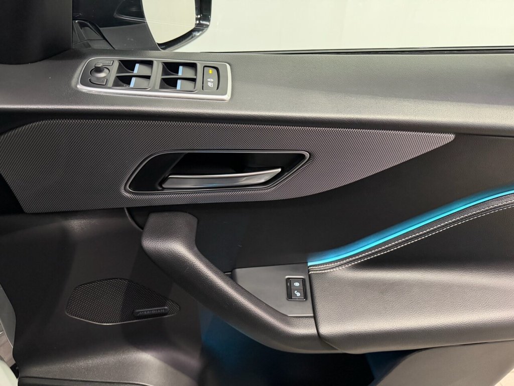 Used Jaguar F-Pace 2020 for sale - 77313406: Photo 35