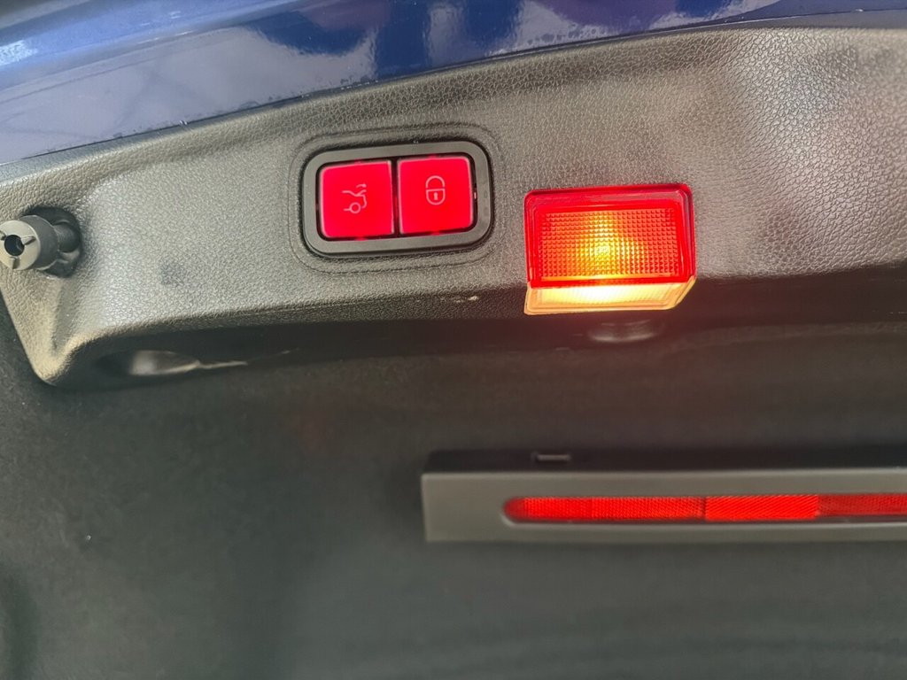 Used Mercedes-Benz C Class 2019 for sale - 78124336: Photo 34