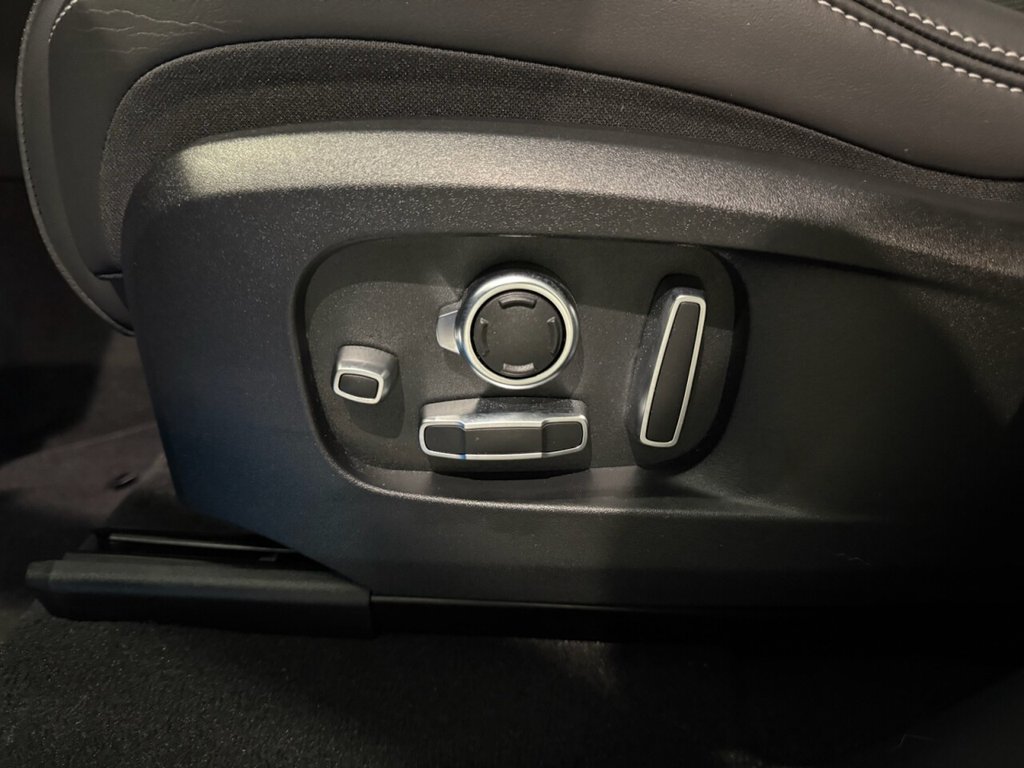 Used Jaguar F-Pace 2021 for sale - 77121873: Photo 16