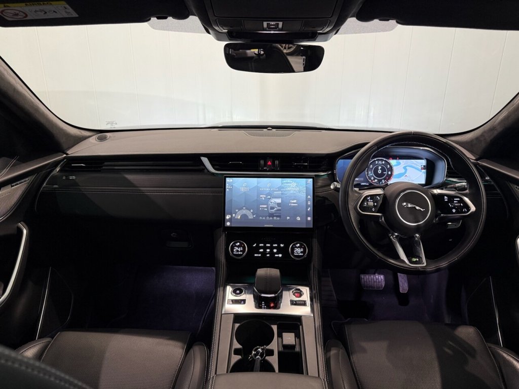 Used Jaguar F-Pace 2021 for sale - 77121873: Photo 9