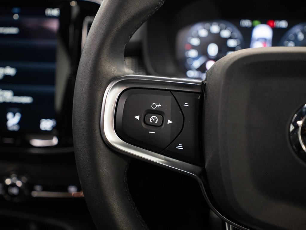 Used Volvo XC40 2022 for sale - 77165912: Photo 12