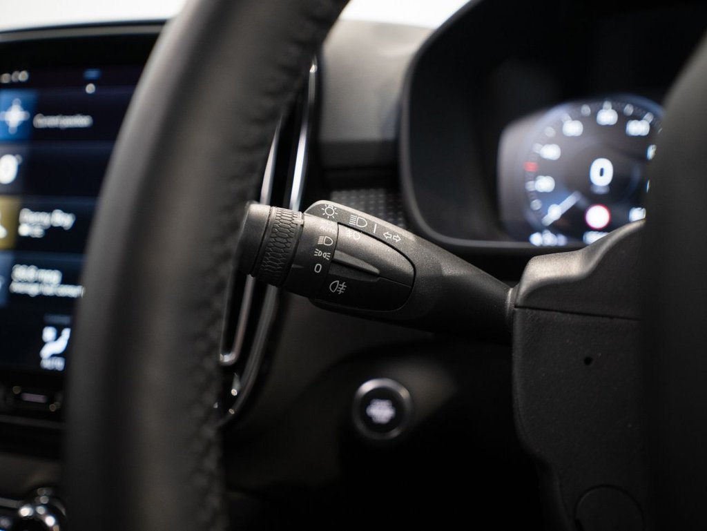 Used Volvo XC40 2022 for sale - 77165912: Photo 14