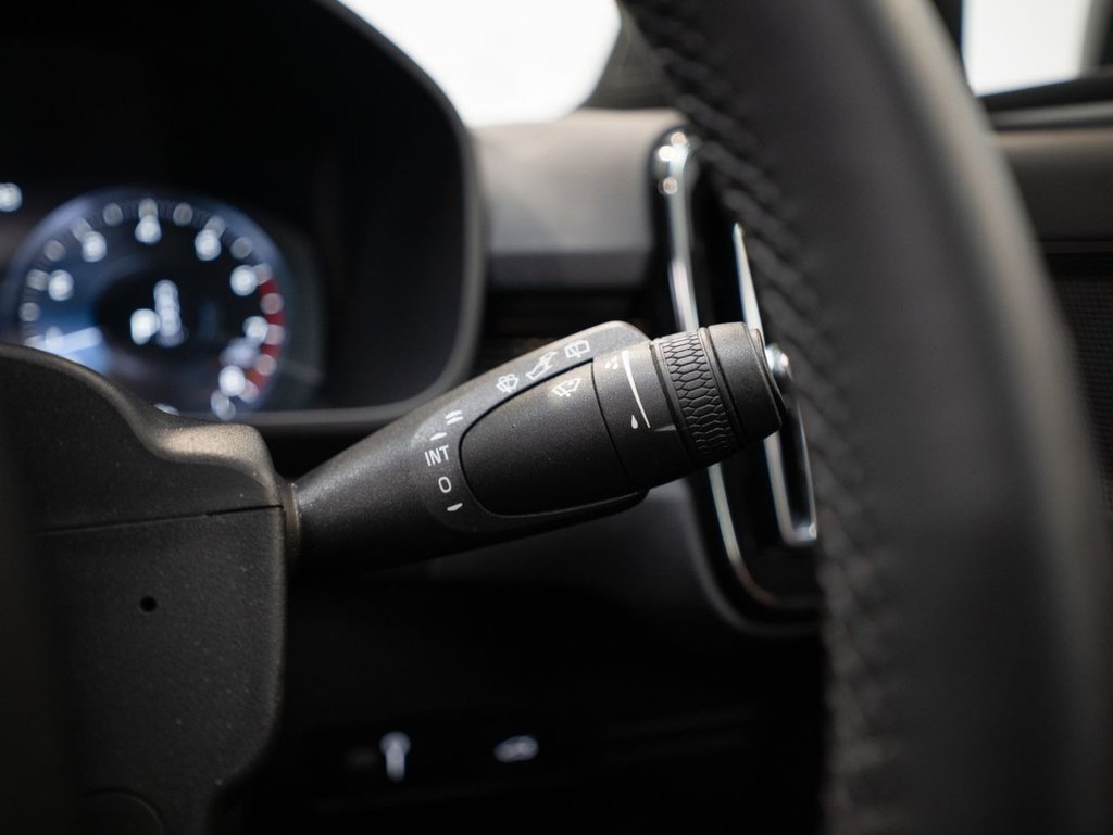 Used Volvo XC40 2022 for sale - 77165912: Photo 15