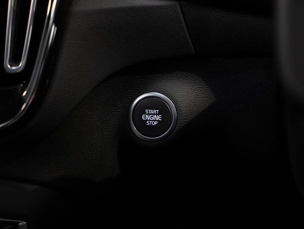 Used Volvo XC40 2022 for sale - 77165912: Photo 16