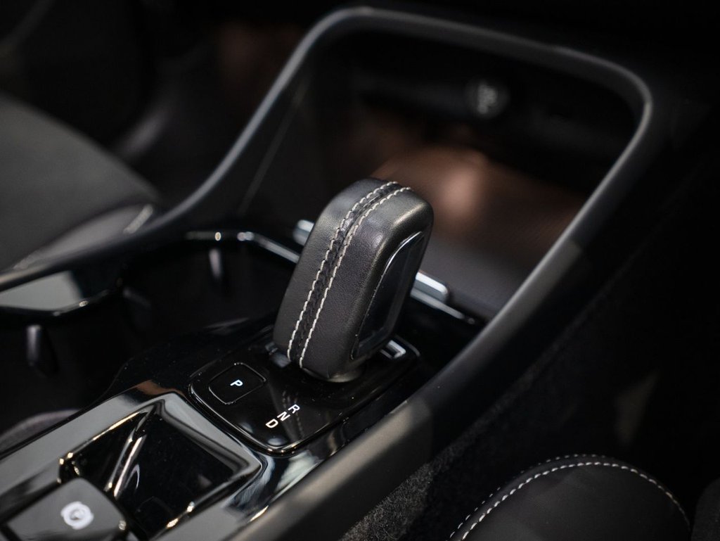 Used Volvo XC40 2022 for sale - 77165912: Photo 31