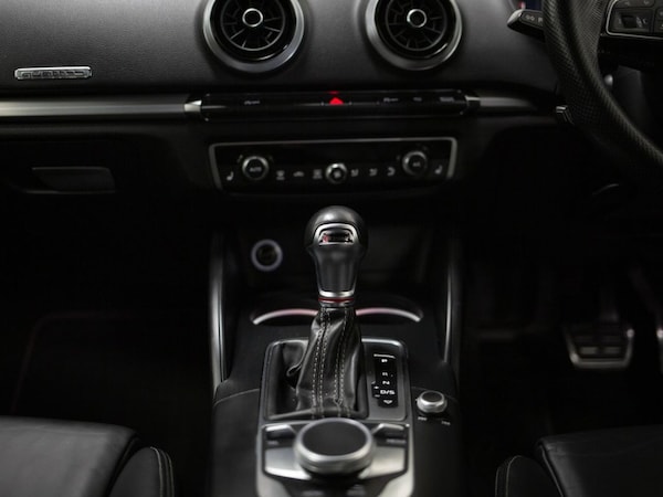 Used Audi S3 2018 for sale - 75642710: Photo 17