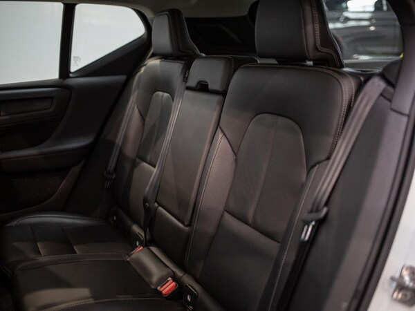 Used Volvo XC40 2019 for sale - 76256255: Photo 42