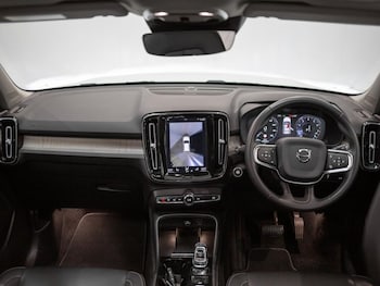 Used Volvo XC40 2019 for sale - 76256255: Photo