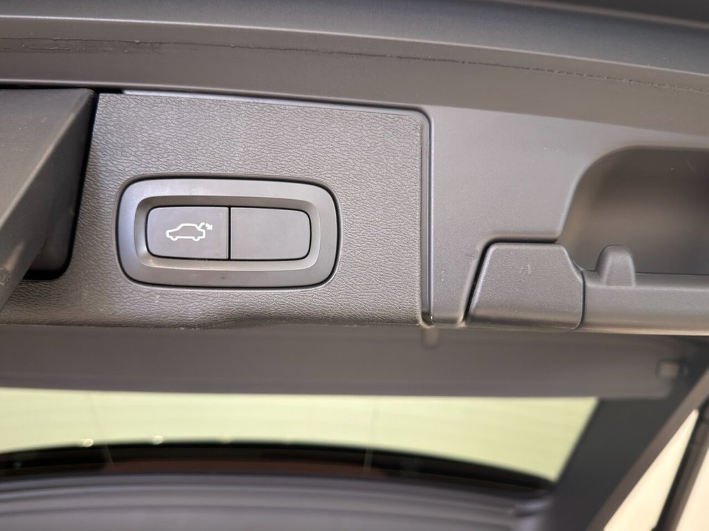 Used Volvo XC60 2019 for sale - 78044727: Photo 39