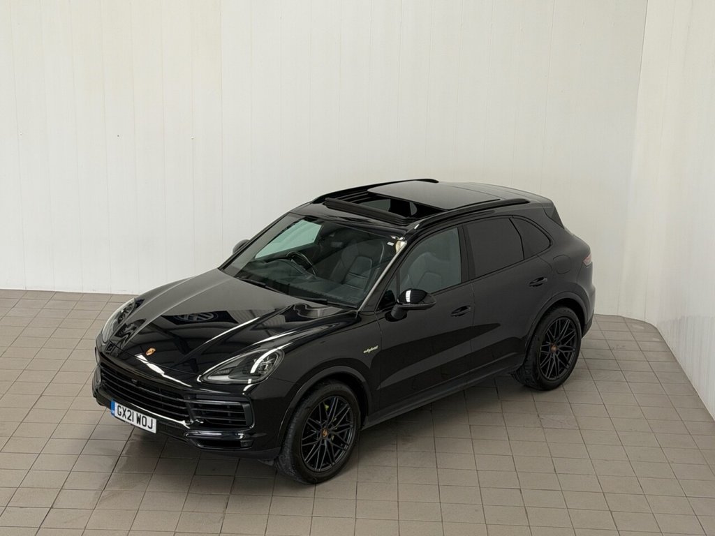 Used Porsche Cayenne 2021 for sale - 77188587: Photo 2