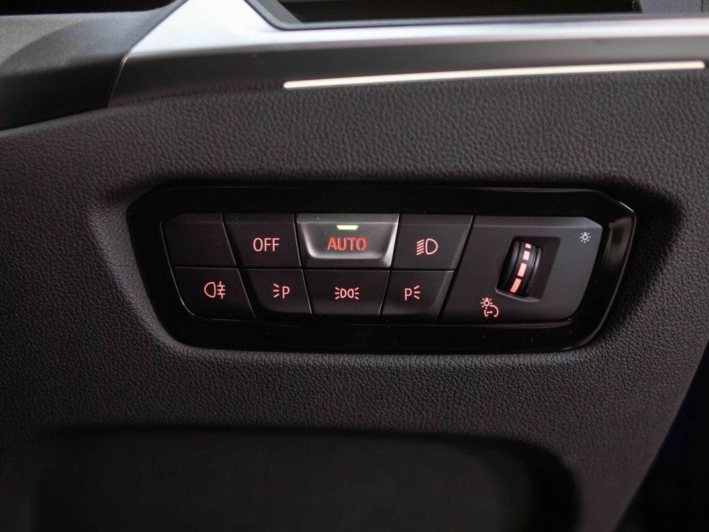 Used BMW 3 Series 2023 for sale - 76406895: Photo 37