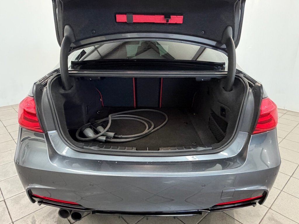 Used BMW 3 Series 2018 for sale - 77101048: Photo 32