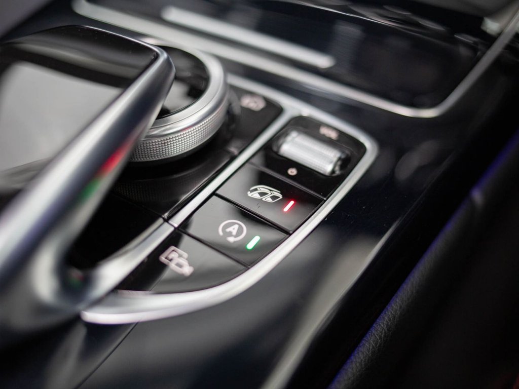 Used Mercedes-Benz C Class 2019 for sale - 76323072: Photo 30