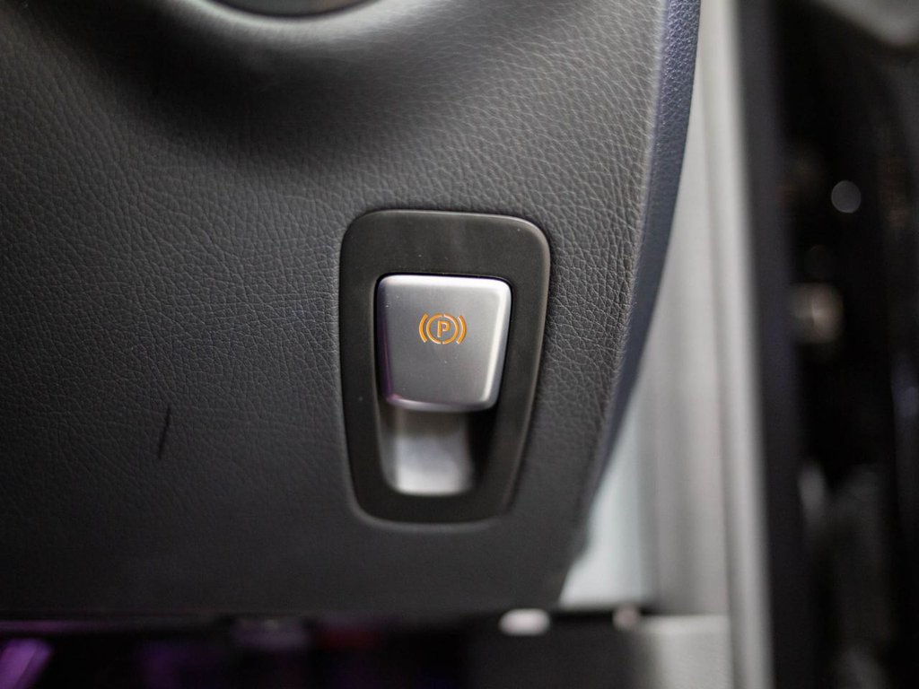 Used Mercedes-Benz C Class 2019 for sale - 76323072: Photo 38