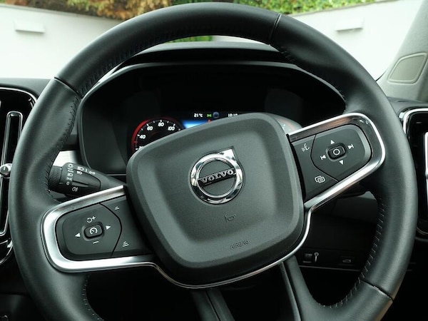 Used Volvo XC40 2020 for sale - 75704326: Photo 24