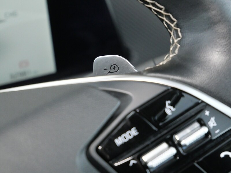 Used Kia EV6 2023 for sale - 77840692: Photo 40