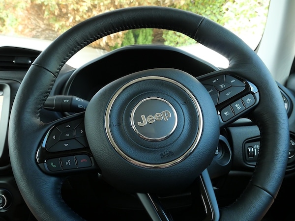 Used Jeep Renegade 2023 for sale - 75759970: Photo 18