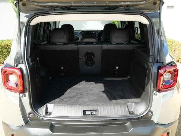 Used Jeep Renegade 2023 for sale - 75759970: Photo 25