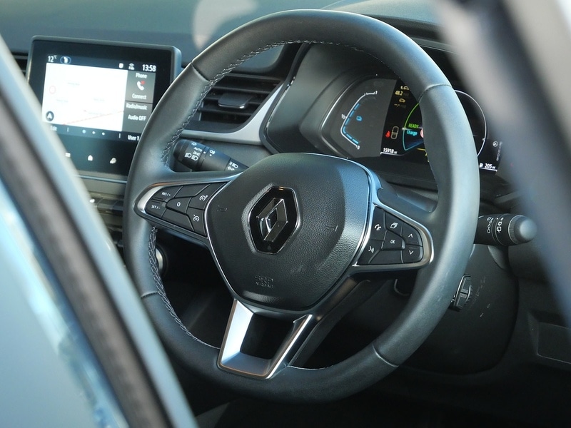 Used Renault Captur 2023 for sale - 76618238: Photo 12