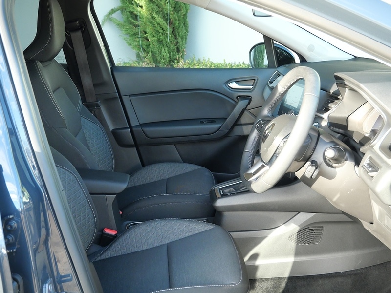 Used Renault Captur 2023 for sale - 76618238: Photo 20