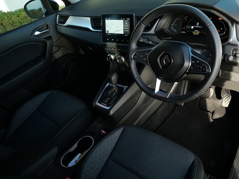 Used Renault Captur 2023 for sale - 76618238: Photo 3