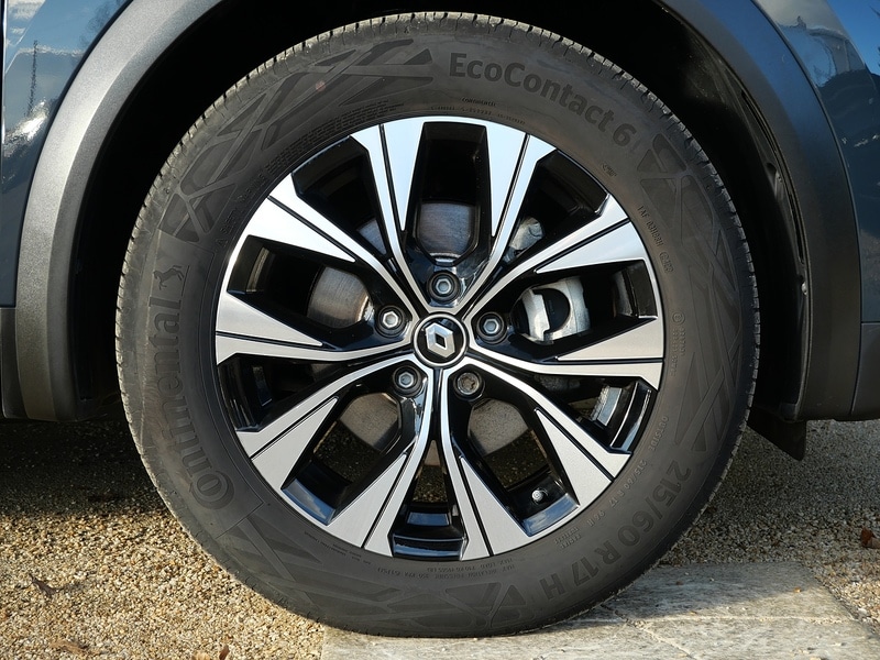 Used Renault Captur 2023 for sale - 76618238: Photo 31