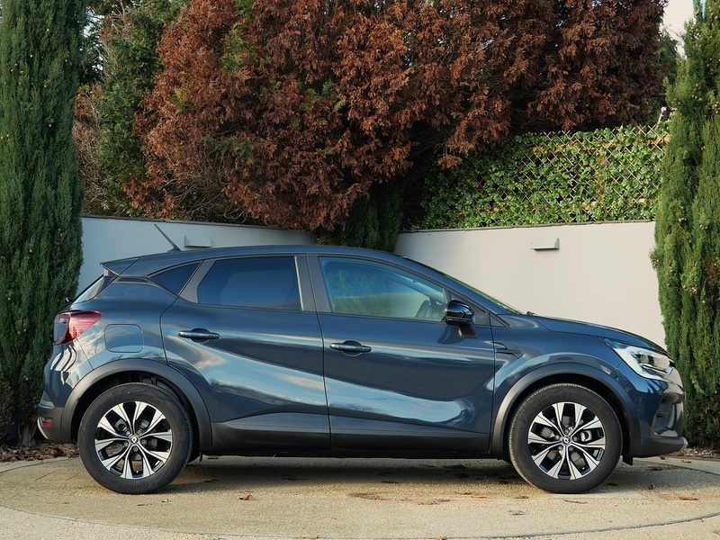 Used Renault Captur 2023 for sale - 76618238: Photo 7