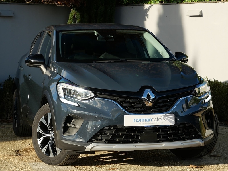 Used Renault Captur 2023 for sale - 76618238: Photo 8