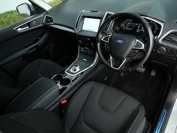 Used Ford S-Max 2023 for sale - 76547340: Photo