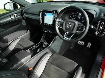 Used Volvo XC40 2020 for sale - 76346082: Photo