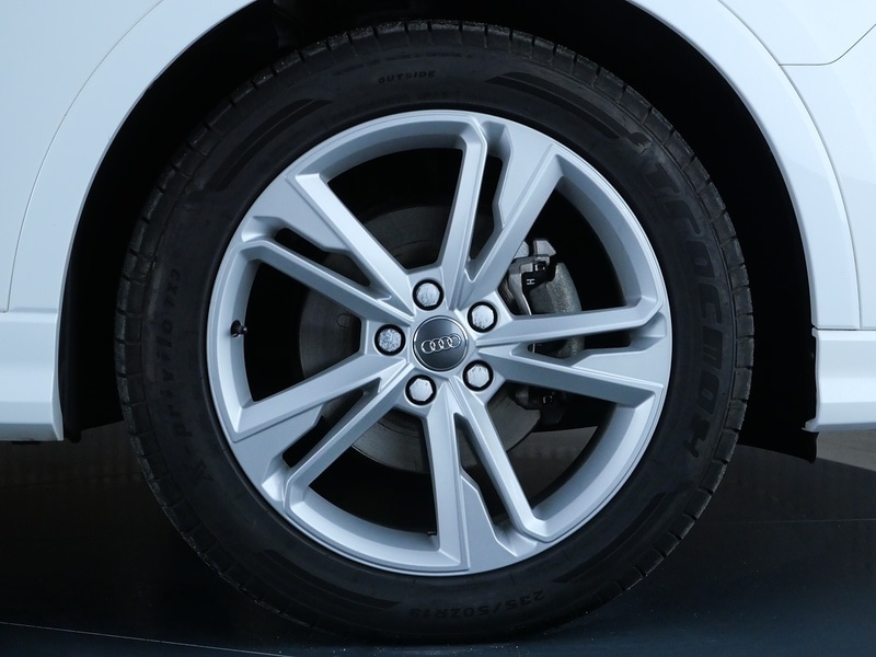 Used Audi Q3 2019 for sale - 77118205: Photo 34