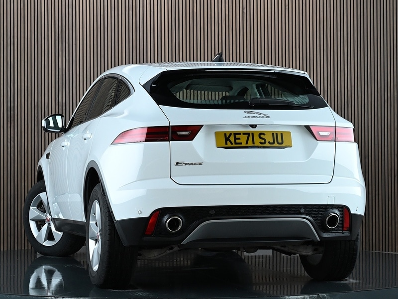 Used Jaguar E-Pace 2021 for sale - 77840638: Photo 2
