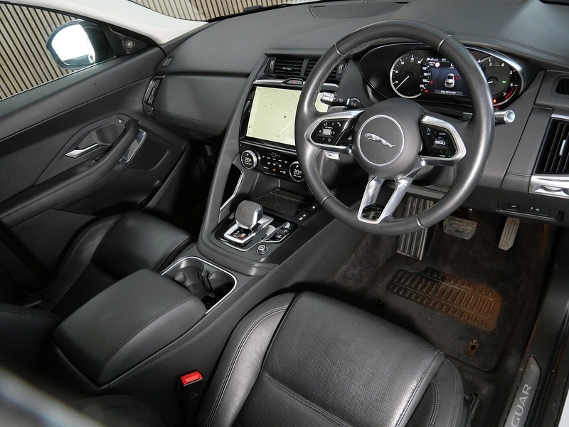 Used Jaguar E-Pace 2021 for sale - 77840638: Photo 3