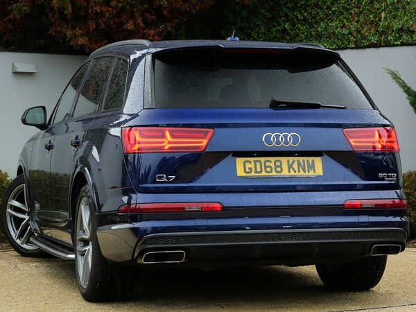 Used Audi Q7 2019 for sale - 76163710: Photo 2