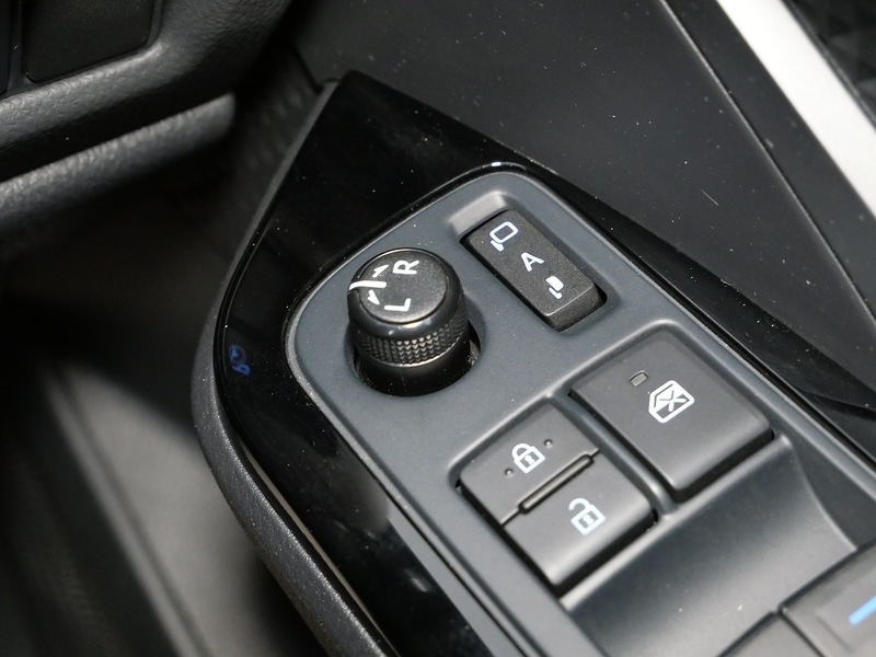 Used Toyota C-HR 2022 for sale - 78154591: Photo 40