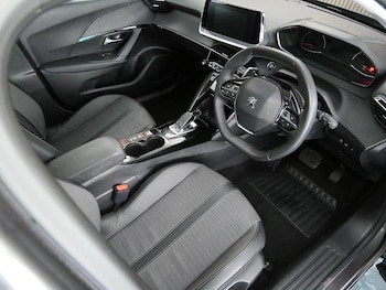 Used Peugeot 2008 2021 for sale - 78557967: Photo