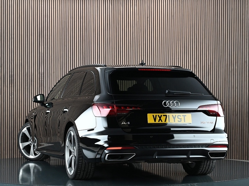 Used Audi A4 2021 for sale - 77264035: Photo 2