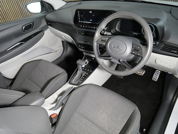 Used Hyundai BAYON 2023 for sale - 79266212: Photo