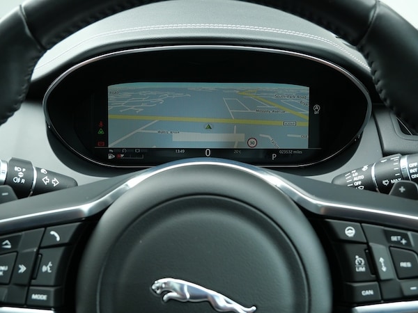 Used Jaguar E-Pace 2020 for sale - 76210996: Photo 13