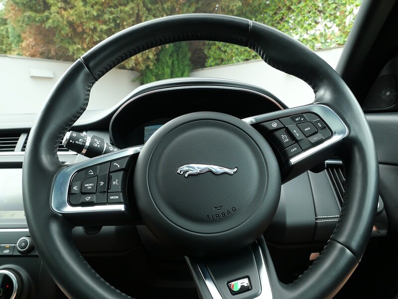 Used Jaguar E-Pace 2020 for sale - 76210996: Photo 26