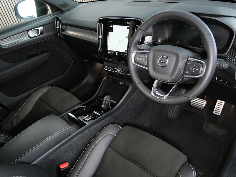 Used Volvo XC40 2022 for sale - 77840658: Photo 3