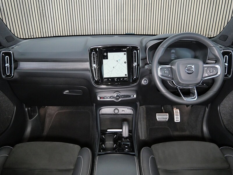 Used Volvo XC40 2022 for sale - 77840658: Photo 32