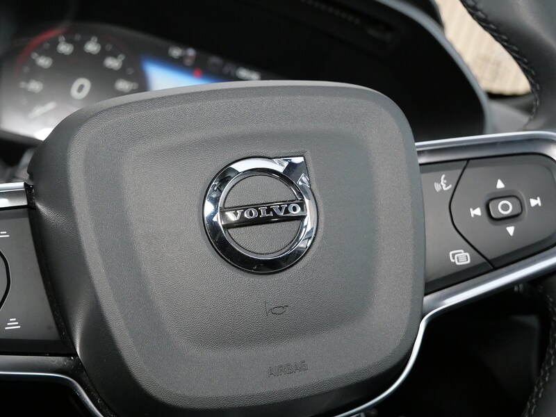 Used Volvo XC40 2022 for sale - 77840658: Photo 36